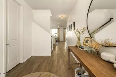 354 Autumn Path Lane, Santa Paula, CA 93060 - Photo 6