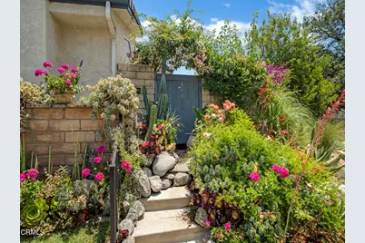6004 Rothko Lane, Simi Valley, CA 93063 - Photo 2