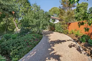 1195 Rancho Ct, Ojai, CA 93023 - Photo 2