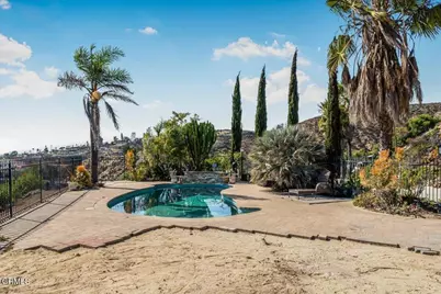 520 E Highland Drive, Camarillo, CA 93010 - Photo 8