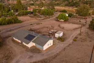 350 Riverside Rd, Oak View, CA 93022 - Photo 14