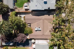 160 Oleander Ave, Bakersfield, CA 93304 - Photo 2