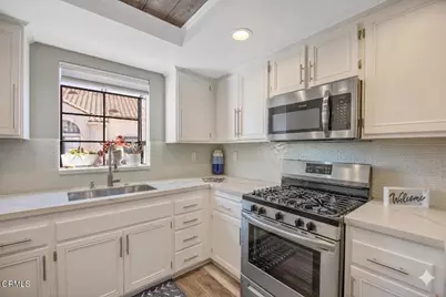 18106 Erik Court #574, Santa Clarita, CA 91387 - Photo 6