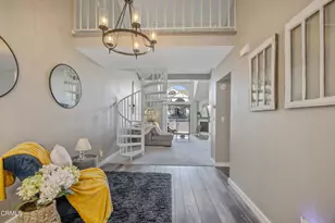 18106 Erik Ct, Santa Clarita, CA 91387 - Photo 10