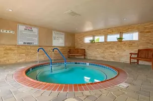 195 Tierra Rejada Road, Simi Valley, CA 93065 - Photo 32