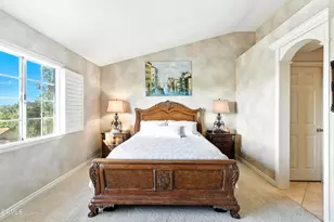 1095 Amberton Ln, Thousand Oaks, CA 91320 - Photo 16