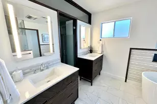 2827 Pierpont Blvd, Ventura, CA 93001 - Photo 20