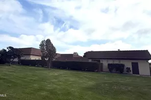 2455 Blueberry Dr, Oxnard, CA 93036 - Photo 42