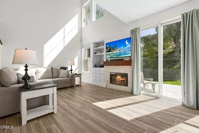 596 Fenwick Way #C, Simi Valley, CA 93065 - Photo 4