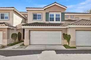 596 Fenwick Way, Simi Valley, CA 93065 - Photo 2