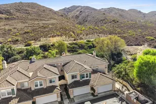 596 Fenwick Way, Simi Valley, CA 93065 - Photo 32