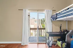 18360 Collins St, Tarzana, CA 91356 - Photo 12