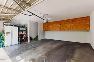 18360 Collins St, Tarzana, CA 91356 - Photo 20