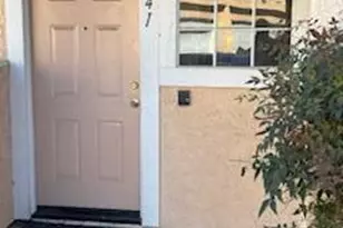 2041 Blackberry Cir, Oxnard, CA 93036 - Photo 2