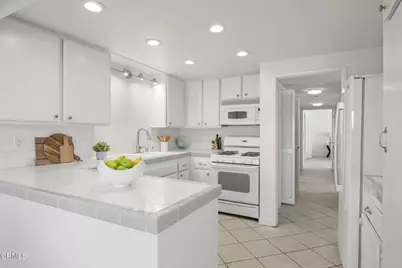 4625 Falkirk Bay, Oxnard, CA 93035 - Photo 8