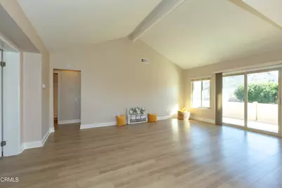 20304 Village 20, Camarillo, CA 93012 - Photo 8