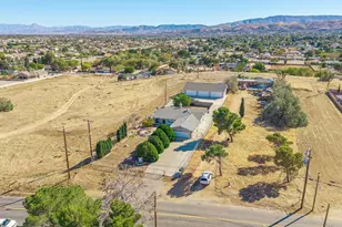 4716 Columbia Way, Quartz Hill, CA 93536 - Photo 46