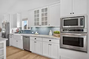 412 Dayloma Ave, Ventura, CA 93003 - Photo 8