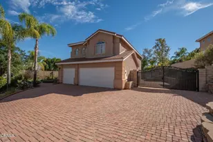 30456 Star Canyon Pl, Castaic, CA 91384 - Photo 2