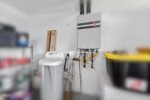 1595 Lyndhurst Ave, Camarillo, CA 93010 - Photo 28