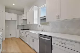 8806 Roverton Ct, Bakersfield, CA 93314 - Photo 18