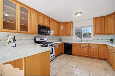419 Dartmouth Road, Santa Paula, CA 93060 - Photo 14