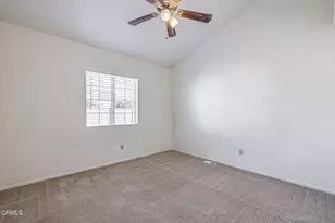 20046 Canyon View Dr, Santa Clarita, CA 91351 - Photo 36