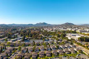 628 Paseo La Perla, Thousand Oaks, CA 91320 - Photo 20