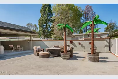 17207 Village 17, Camarillo, CA 93012 - Photo 22