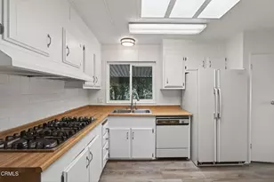 4700 Aurora Dr, Ventura, CA 93003 - Photo 14