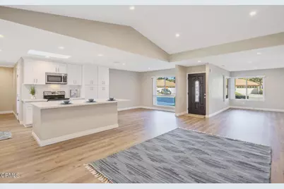 13325 Village 13, Camarillo, CA 93012 - Photo 12