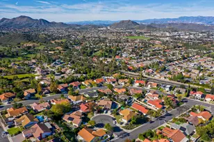 251 Asta Ct, Thousand Oaks, CA 91320 - Photo 40