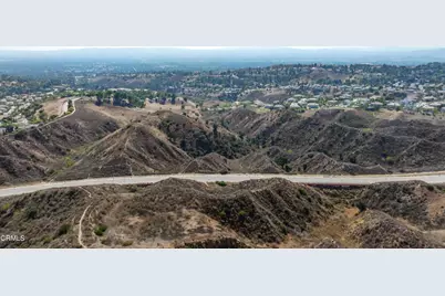 1 Sesnon Boulevard, Los Angeles, CA 91344 - Photo 2