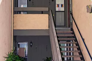 307 Oakwood St, Ventura, CA 93001 - Photo 16