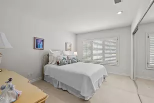 4240 Reyes Dr, Tarzana, CA 91356 - Photo 44
