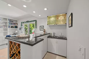 4240 Reyes Dr, Tarzana, CA 91356 - Photo 18