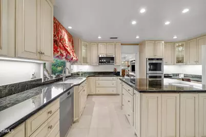 4240 Reyes Drive, Tarzana, CA 91356 - Photo 24