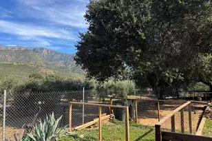 12104 Topa Ln, Santa Paula, CA 93060 - Photo 4
