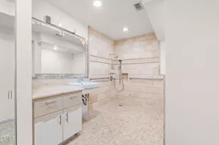 2202 Martinique Ln, Oxnard, CA 93035 - Photo 20