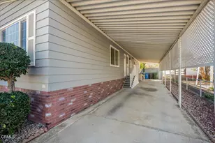 15750 E Arroyo Dr, Moorpark, CA 93021 - Photo 24