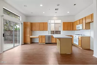 1930 Del Amo Way, Oxnard, CA 93036 - Photo 14