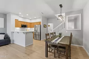 27072 Victoria Ln, Valencia, CA 91355 - Photo 8