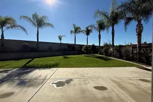 12217 Quiet Creek Way, Bakersfield, CA 93311 - Photo 18