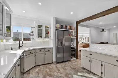 366 Court Avenue, Ventura, CA 93003 - Photo 18