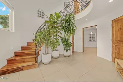 1158 Shelburn Lane, Ventura, CA 93001 - Photo 10
