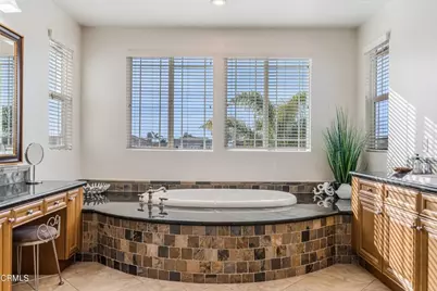 4126 Harbour Island Lane, Oxnard, CA 93035 - Photo 50