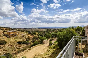 215 La Gross Way, Chatsworth, CA 91311 - Photo 22