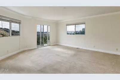 215 La Gross Way, Chatsworth, CA 91311 - Photo 8