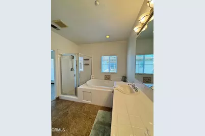 1232 Bayside Circle, Oxnard, CA 93035 - Photo 34