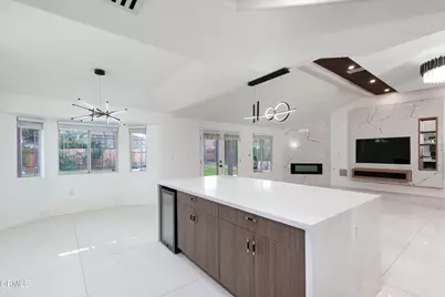 10103 Wentworth Court, Bakersfield, CA 93311 - Photo 12